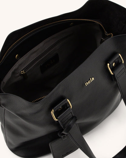 Alma’s Timeless Sophistication | Shoulder Bag